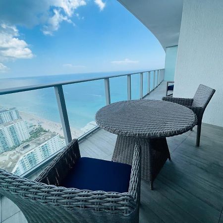 Stay At The Top With Amazing Views By Rent4Us Hollywood Luaran gambar