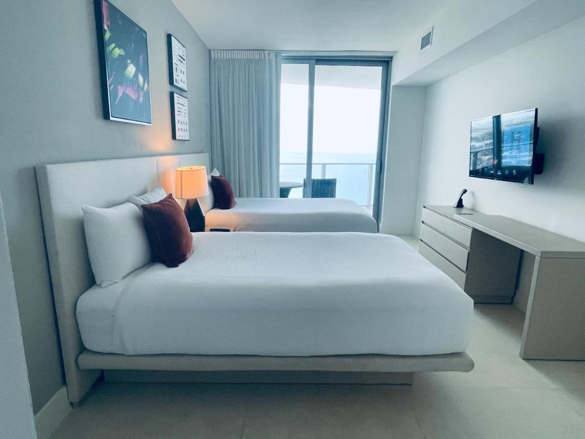 Stay At The Top With Amazing Views By Rent4Us Hollywood Luaran gambar