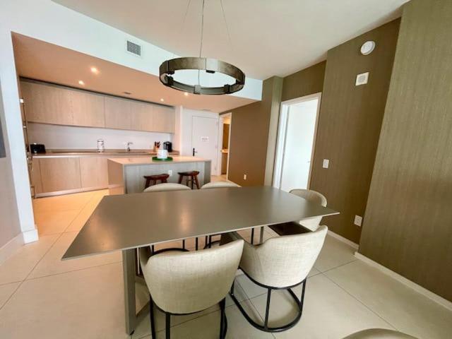 Stay At The Top With Amazing Views By Rent4Us Hollywood Luaran gambar