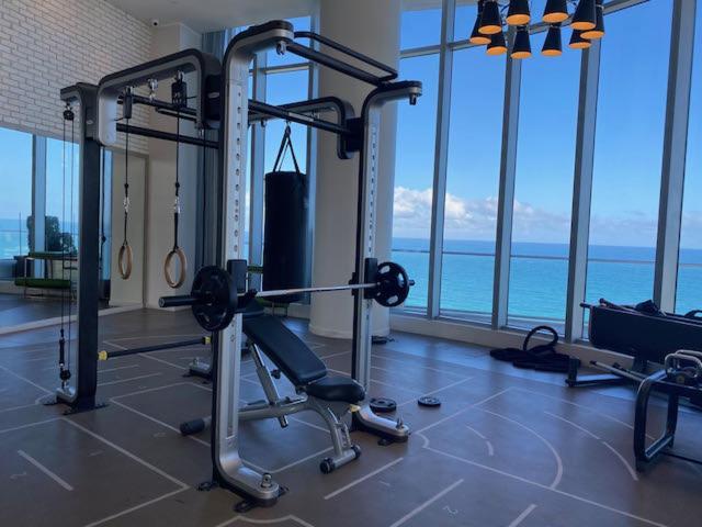 Stay At The Top With Amazing Views By Rent4Us Hollywood Luaran gambar